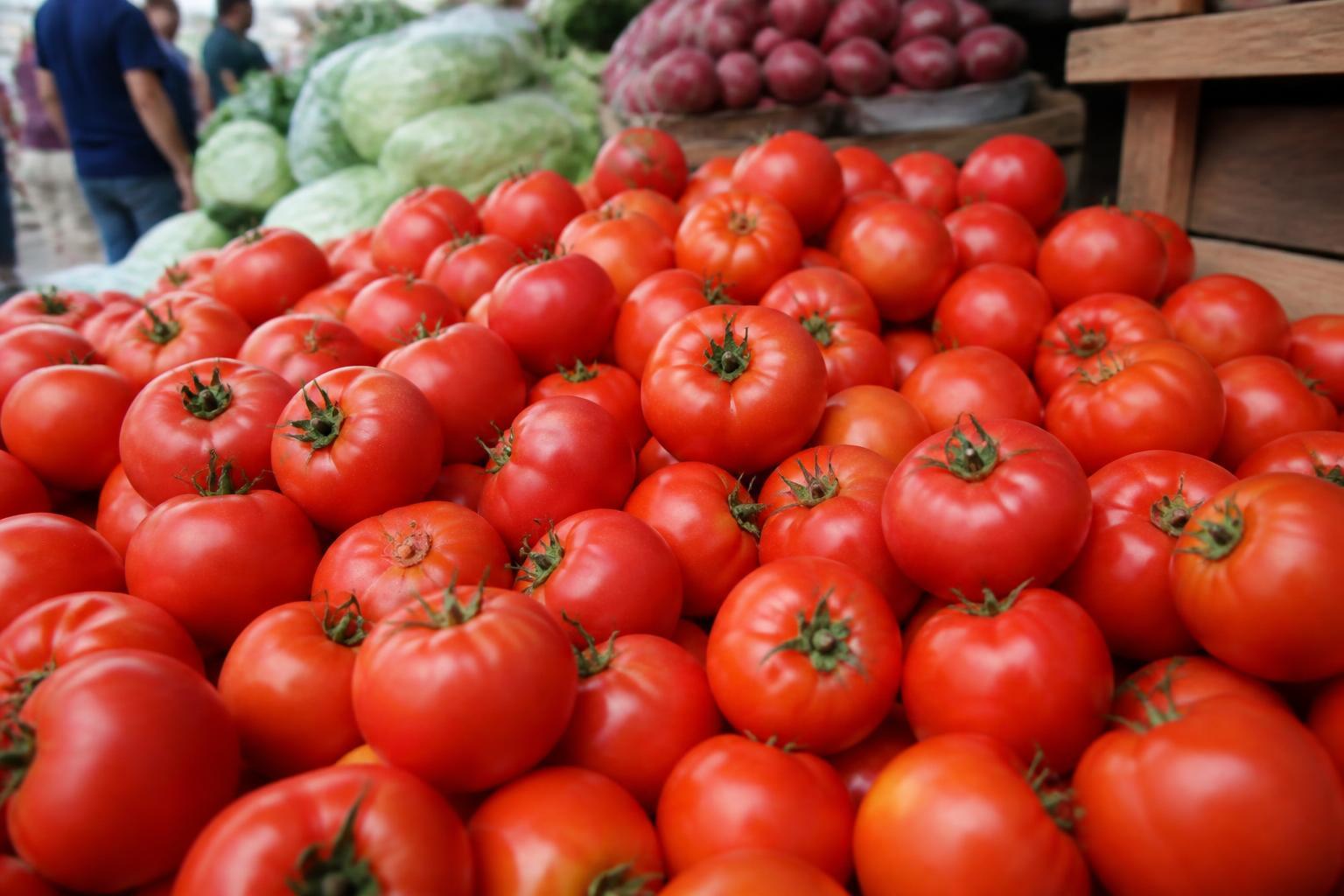 A inflação caiu por causa do tomate