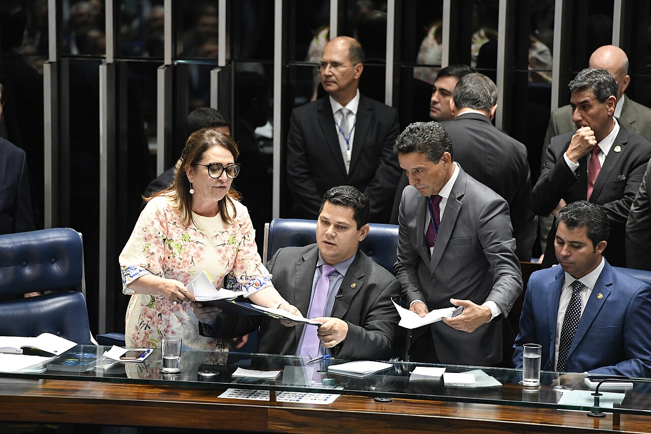 A euforia durou uma semana. A conta chegou na terça.
