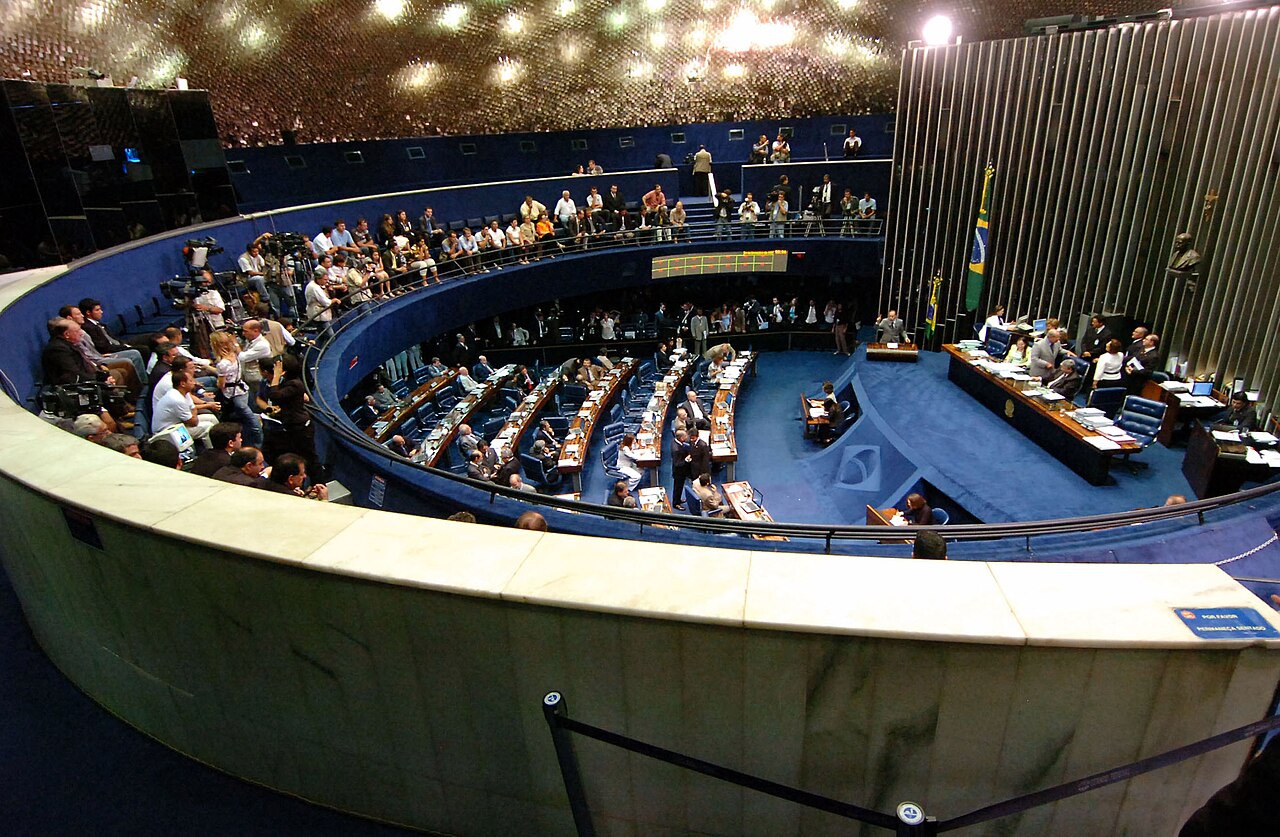 A nova jornada ganhou data. A demanda, não.