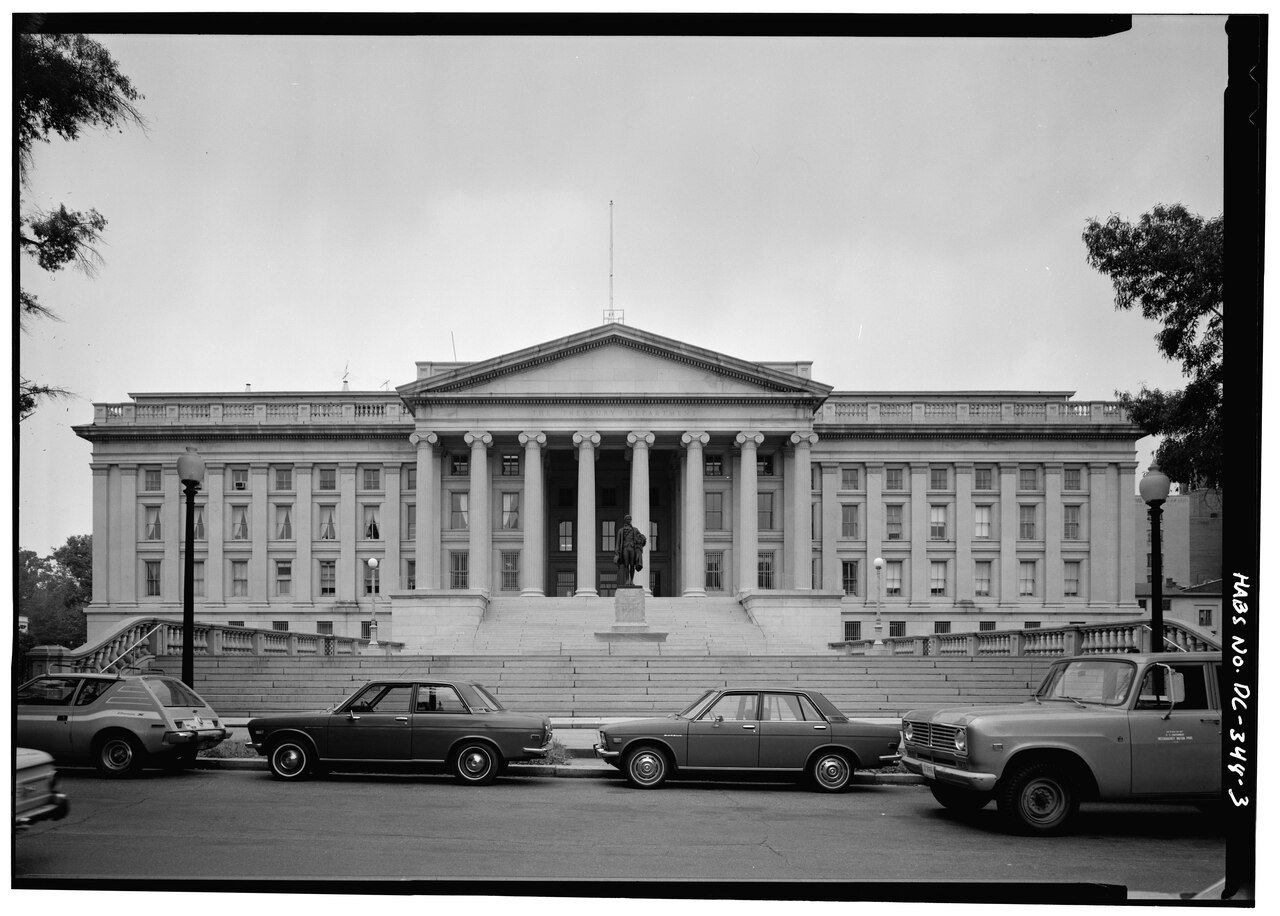 Fachada do Departamento do Tesouro dos Estados Unidos em Washington.