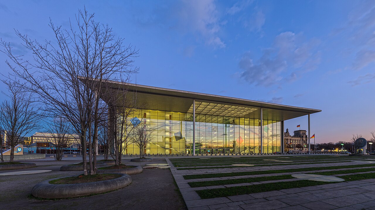 Edifício do Reichstag em Berlim, simbolizando a economia alemã